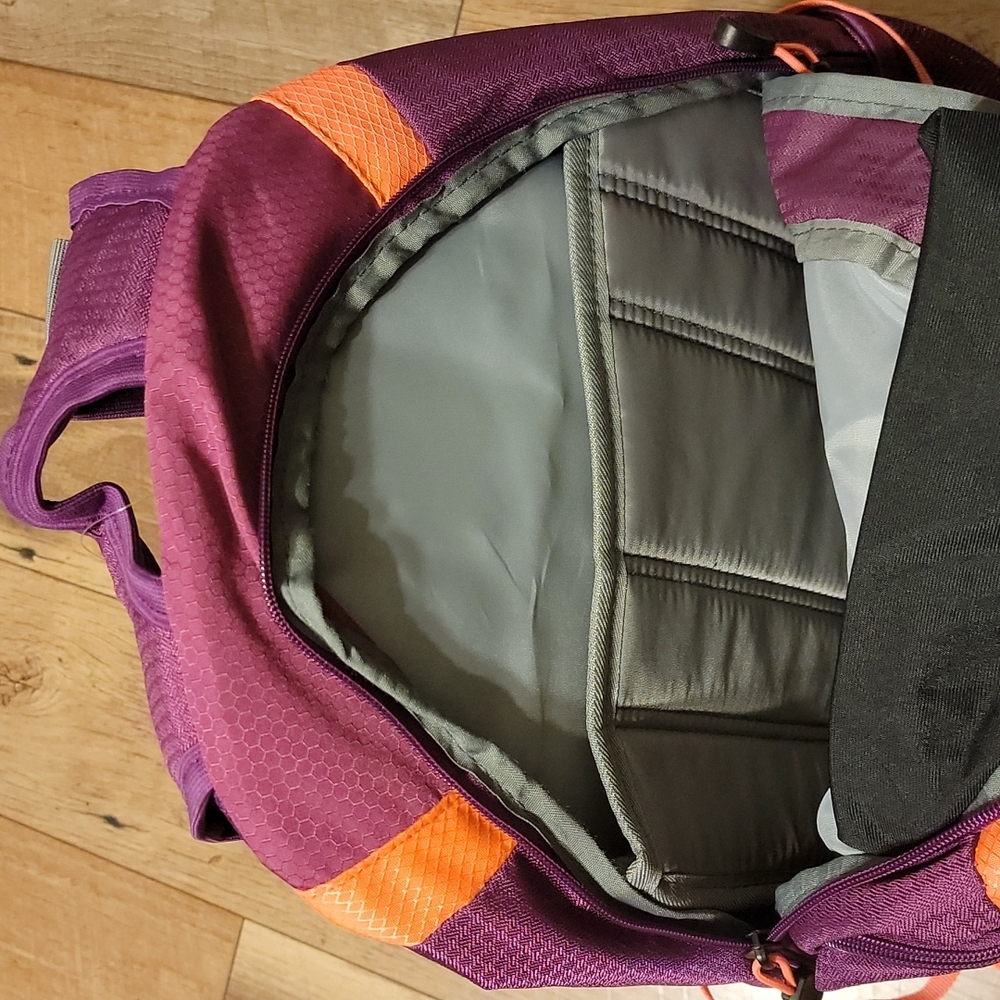 Backpack - Picture 3 of 3